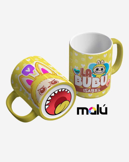 Taza 𝓛𝓪𝓫𝓾𝓫𝓾 Mordida Personalizable ( Compra 1 y lleve otra taza gratis)